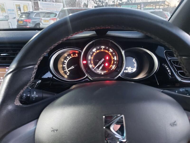 DS AUTOMOBILES DS 3