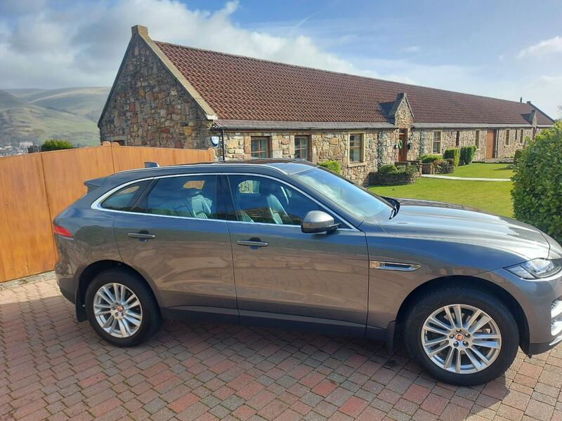 JAGUAR F-PACE