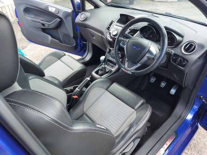 FORD FIESTA
