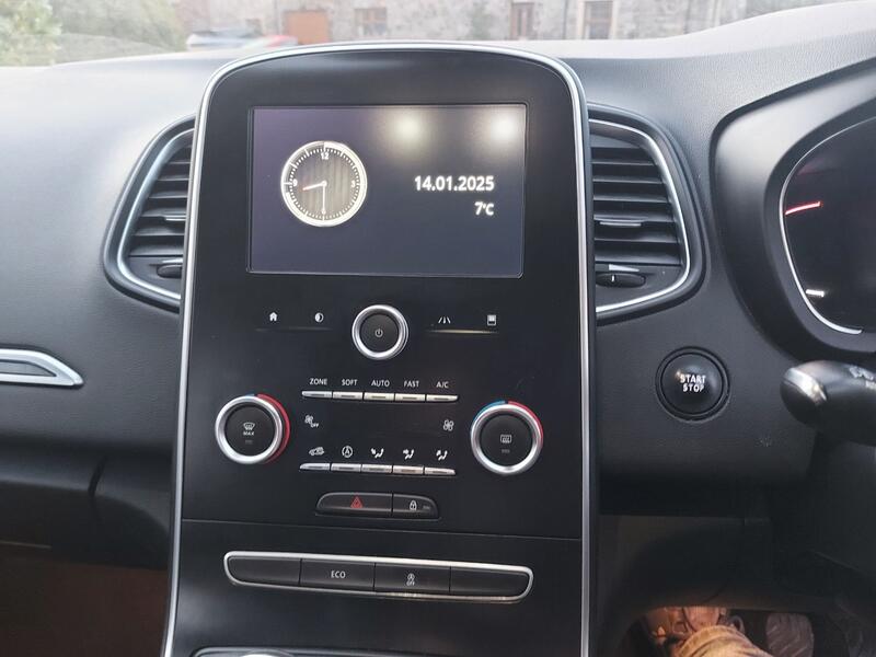 RENAULT SCENIC