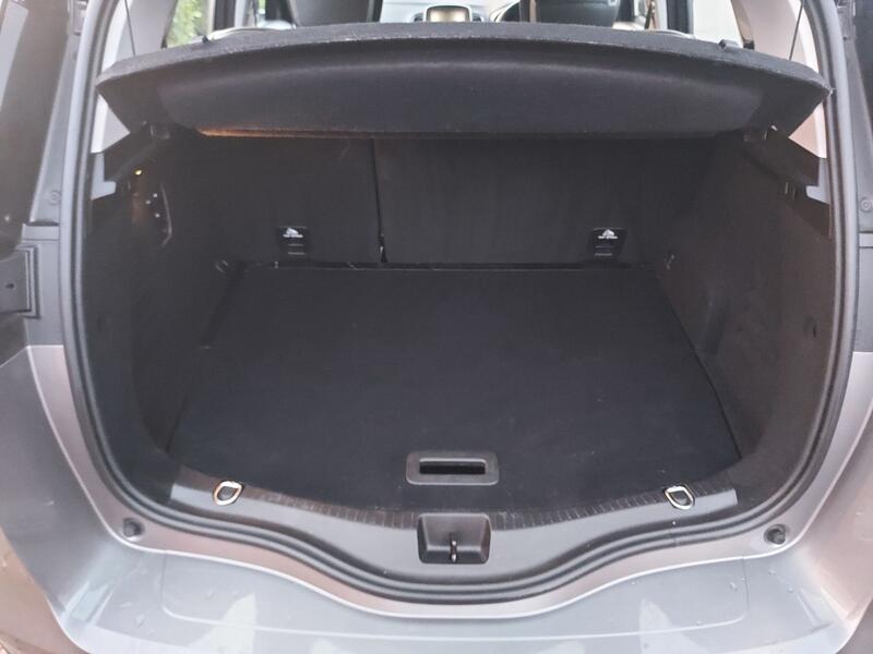 RENAULT SCENIC