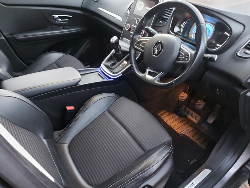 RENAULT SCENIC