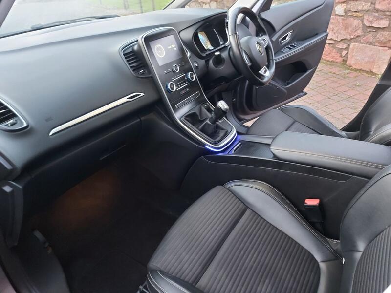 RENAULT SCENIC
