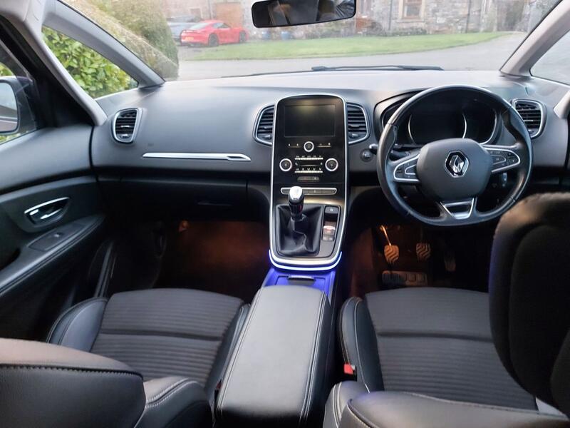RENAULT SCENIC