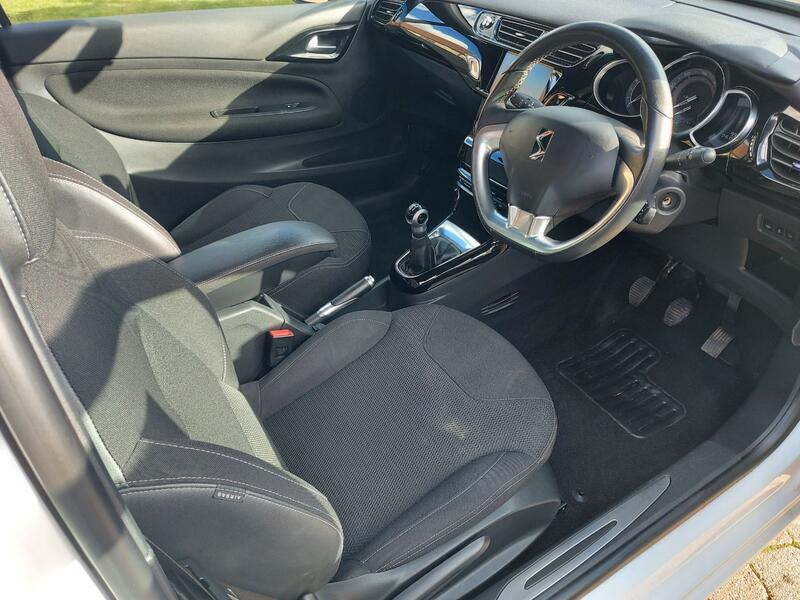 DS AUTOMOBILES DS 3