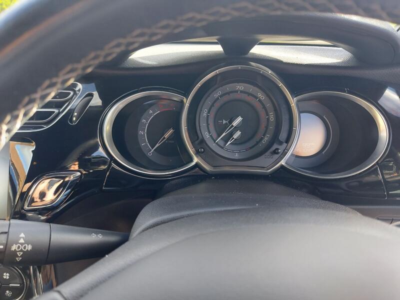DS AUTOMOBILES DS 3