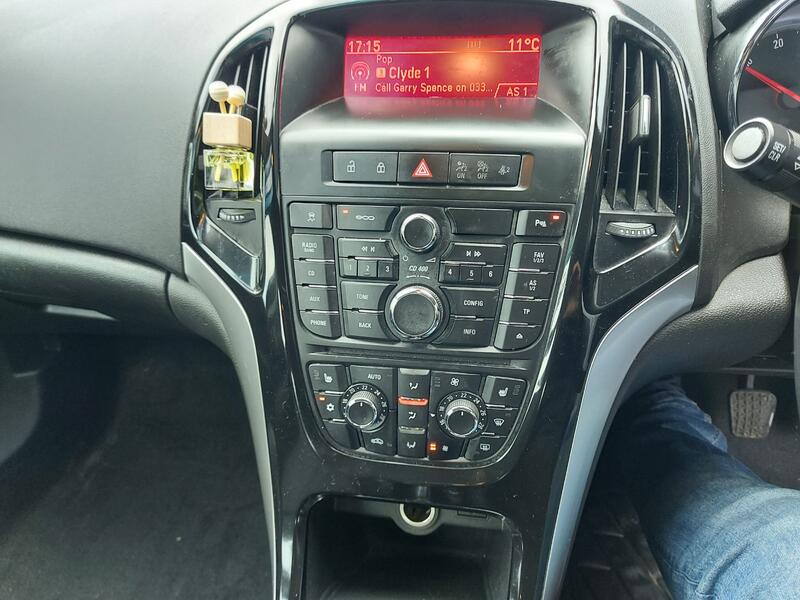 VAUXHALL ASTRA