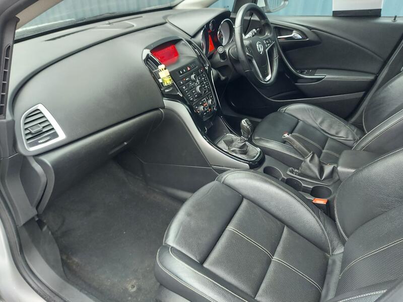 VAUXHALL ASTRA