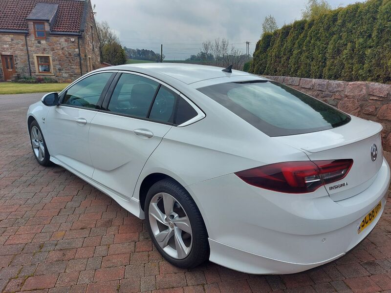 VAUXHALL INSIGNIA