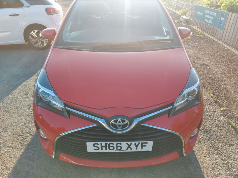 TOYOTA YARIS